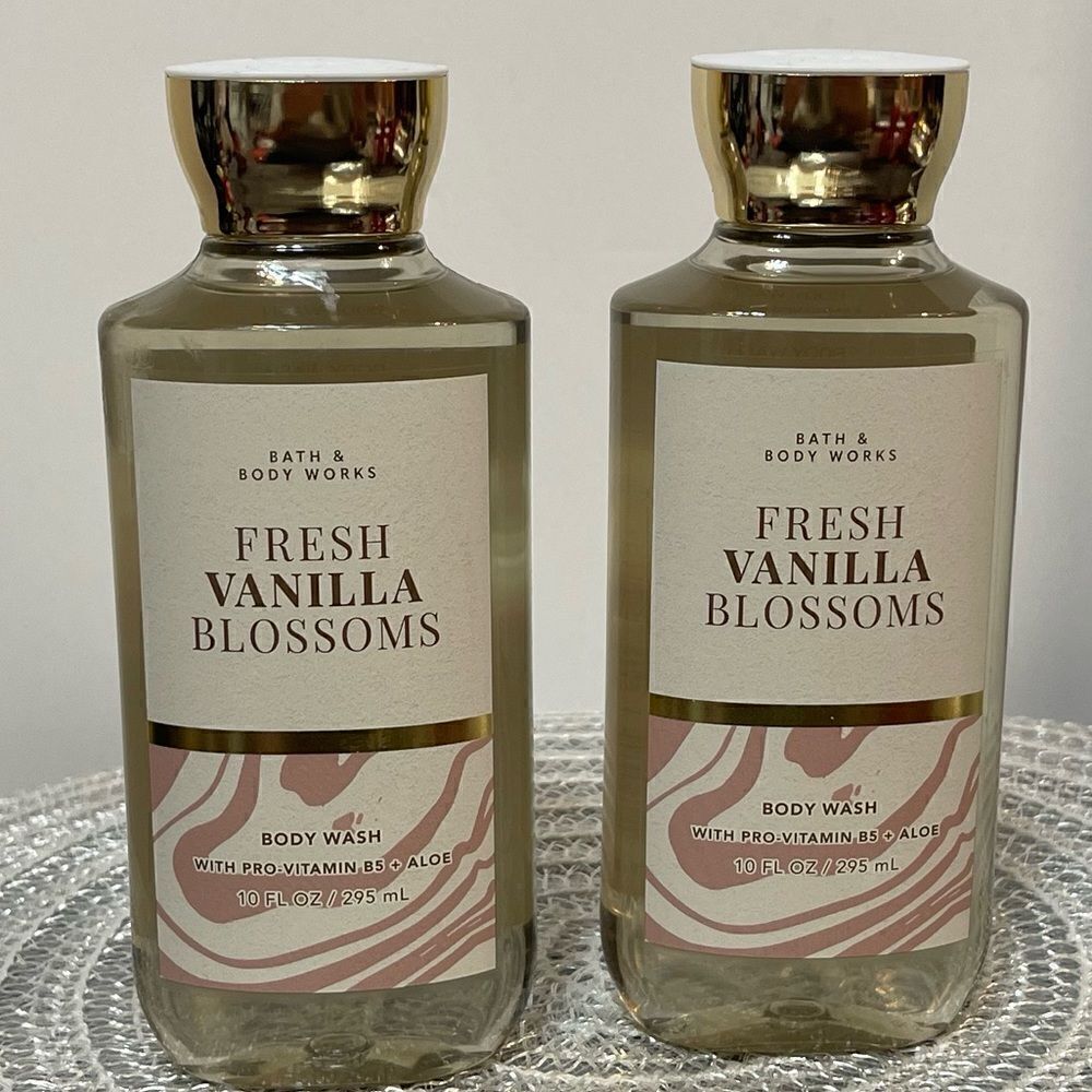BBW Fresh Vanilla Blossoms Body Wash set of 2 NWT